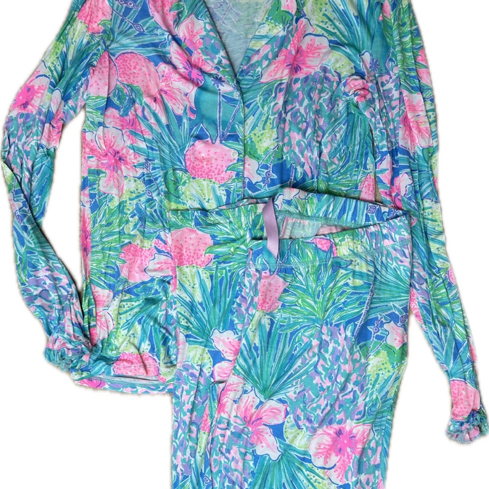 EUC- Lilly Pulitzer Floral Pajama Set- M